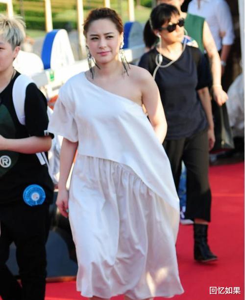 阿娇|钟欣桐暴瘦到认不出!颜值重归20岁状态,自曝学习刘畊宏跳操