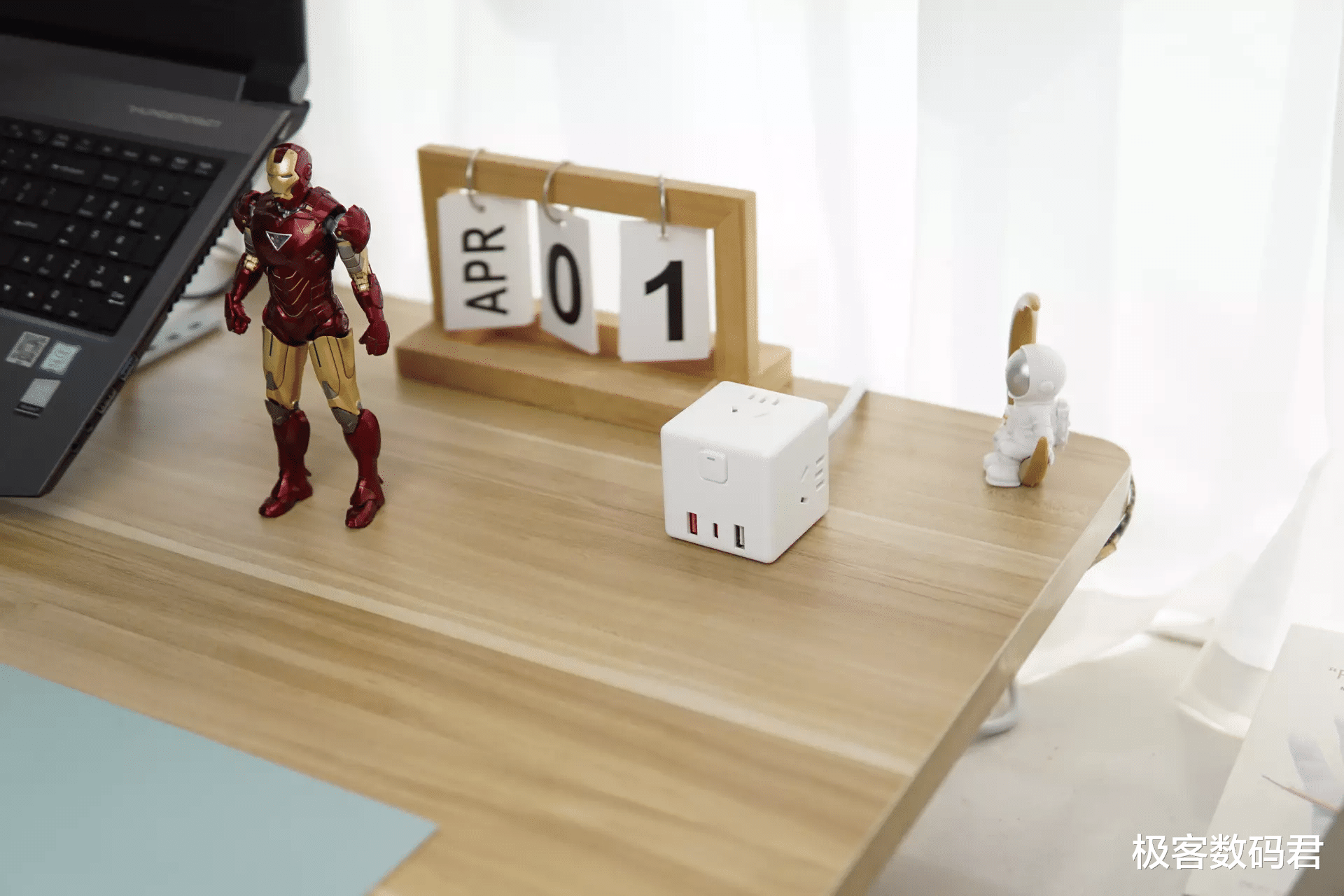 小米科技|公牛插座VS小米插座,谁的做工更好?拆开告诉你答案!