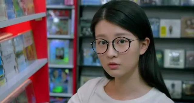 应届毕业生|职场老油条：职场上，不要经常帮同事的忙，应届毕业生要懂规则