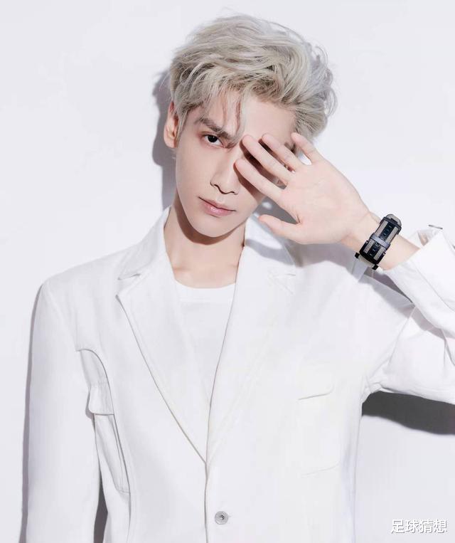 范丞丞|生图曝光，流量摆烂？范丞丞发福，王一博肿了：为角色增肌不可笑