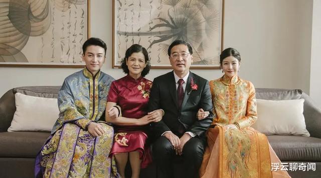 冯绍峰|冯绍峰：赵丽颖到底有没有喜欢过我？赵丽颖：不后悔和冯绍峰离婚