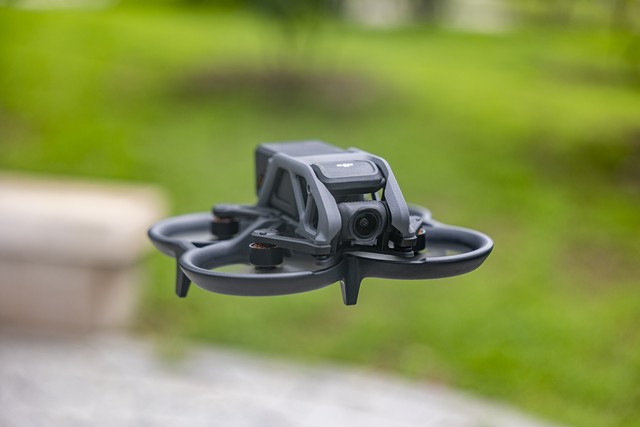 dji|大疆AVATA评测：自带桨保的飞行体验无人机 零基础上手
