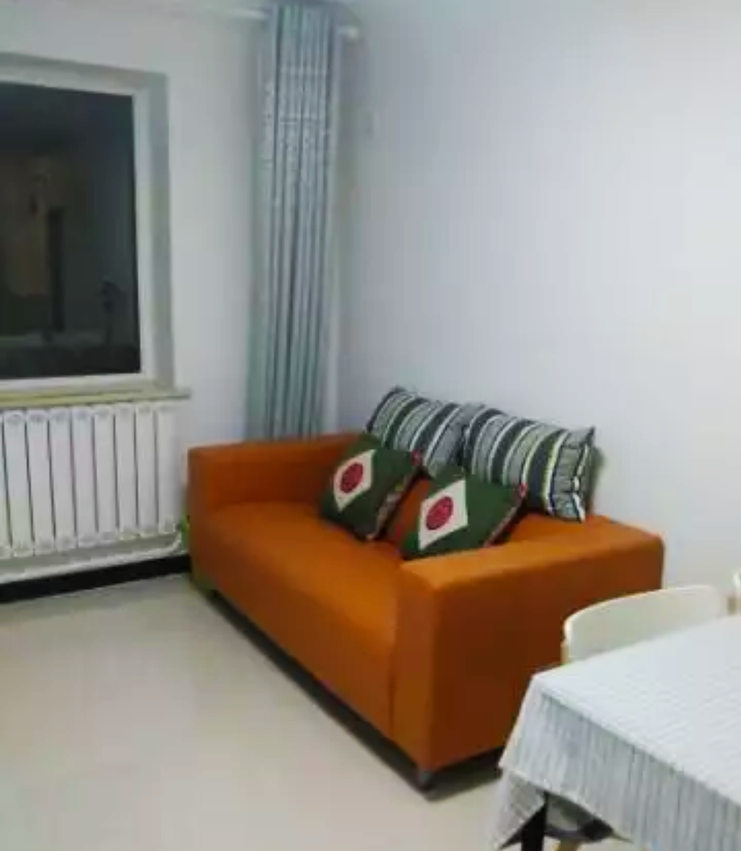 花350万在北京买65平蜗居，装修太简陋，被老家邻居嘲笑，心好累