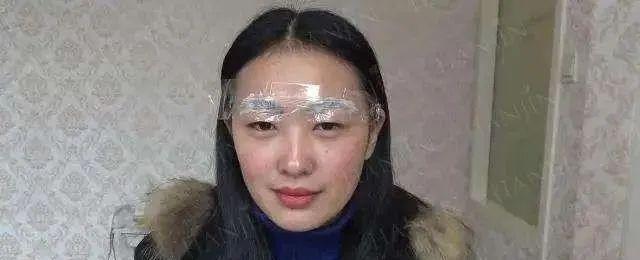 连衣裙 为什么“不建议”女生纹眉？“纹眉师”道出真相，庆幸自己没跟风