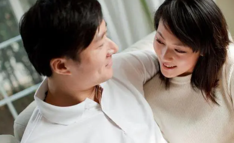 为打破十年之痒的婚姻困局,我加入了这场特殊之旅