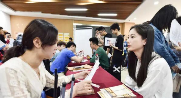 招聘|又一行政机关单位要公开招聘，上岸将是公务员编制，专科生可报考