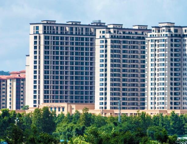 新房|持有卖出,小城楼市,遇选择难题