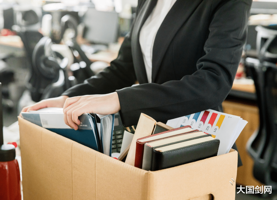 培训机构|中国也是人口大国，工厂却没人想干，这到底发生啥了？