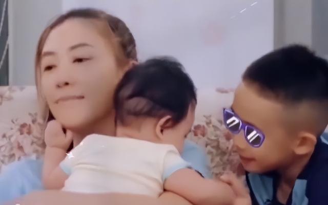 应采儿|老大嫌自己偏心老二，应采儿：你要记住，我爱你永远比弟弟多7年