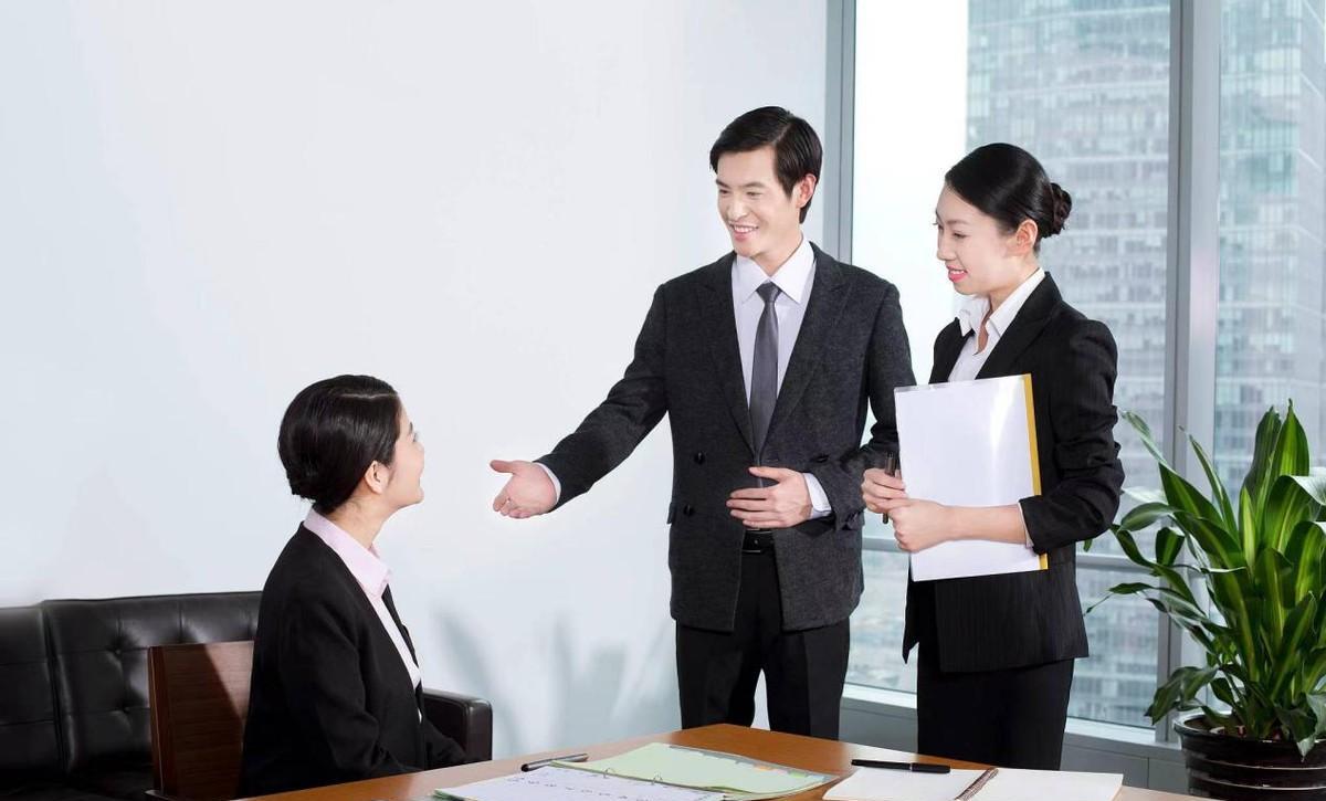 教师|本科生毕业后，最具幸福感的十大职业中，教师行业仅仅排第七！