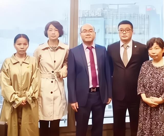 杜淳|二八事件波澜再起！杜新枝家庭背景曝光，背后关系网恐错综复杂