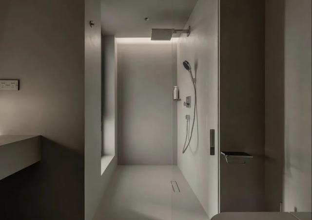 230㎡极简高级灰,连天花板都刷成灰色,设计效果很独特