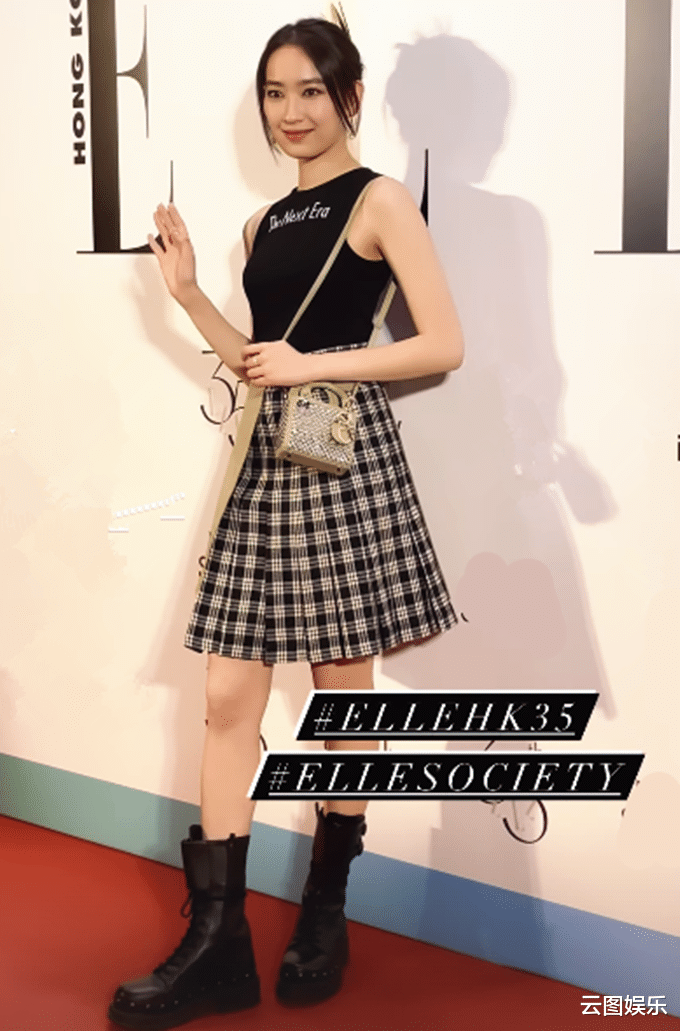 邱淑贞|邱淑贞女儿参加派对,穿短裙膝盖受伤,30岁男星脸上缝6针现身