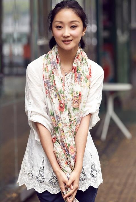 张瑶|三栖艺人张瑶:两次催婚男友,32岁嫁给陈科,如今还没有孩子