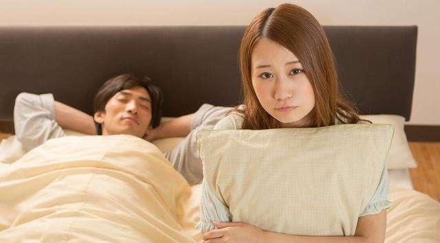 “非夫妻”异性入住酒店,若只登记1人身份信息,被查到咋处理?