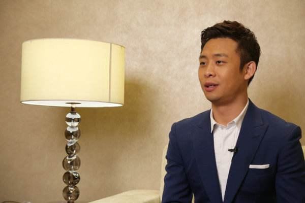 张译|张译自曝：圈里人都知道我是个衰神，被我摸过的车都报废了两台了