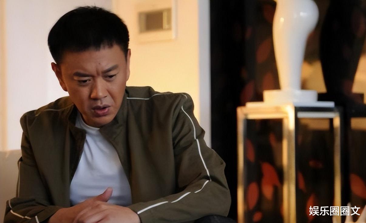 冯嘉怡|冯嘉怡:现实中的霸总,公认的荧幕“绿叶”,演戏是为了体验人生