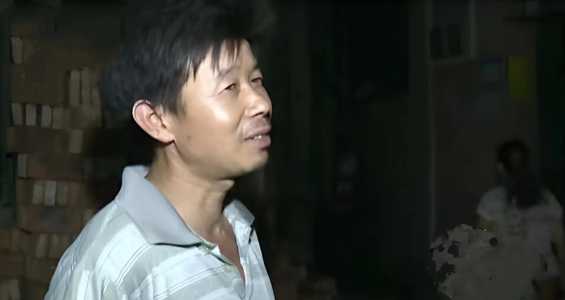 26岁女子为50岁大叔生子,原配打上门,大叔:我逢场作戏她却当真