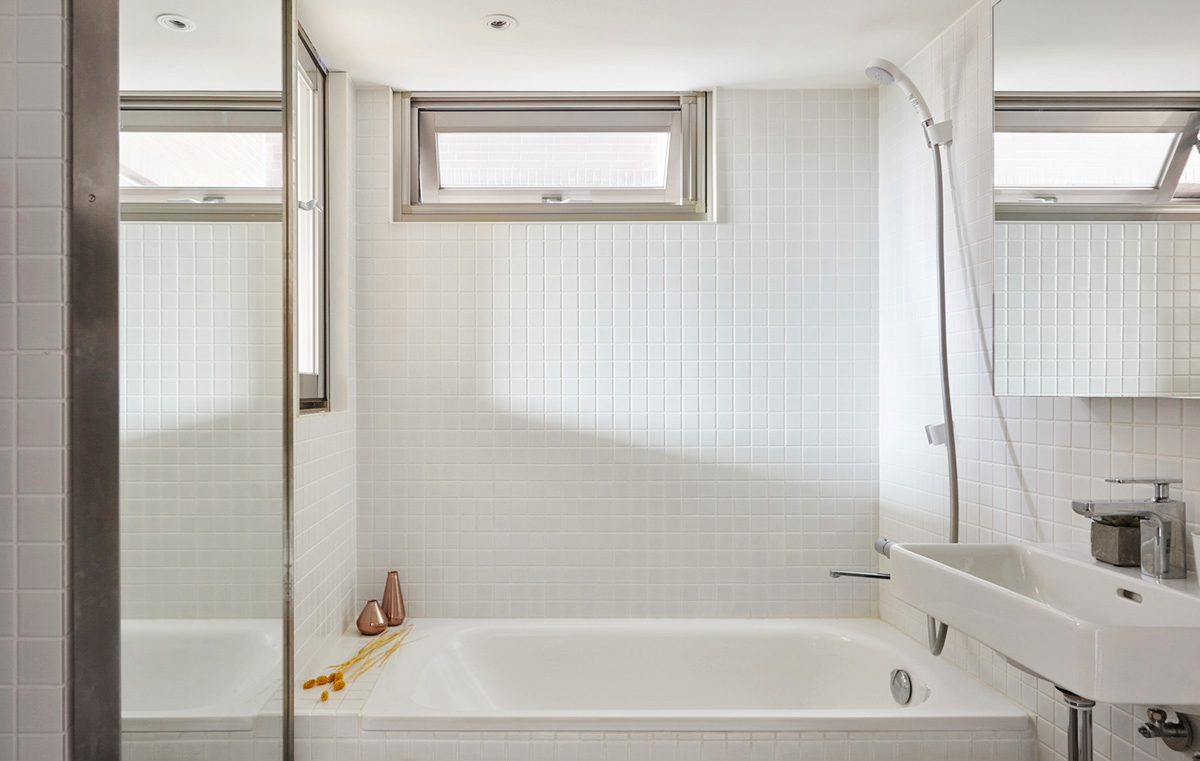 瞧瞧国外的“去客厅化”设计,30㎡的单身公寓,拥有8大功能区