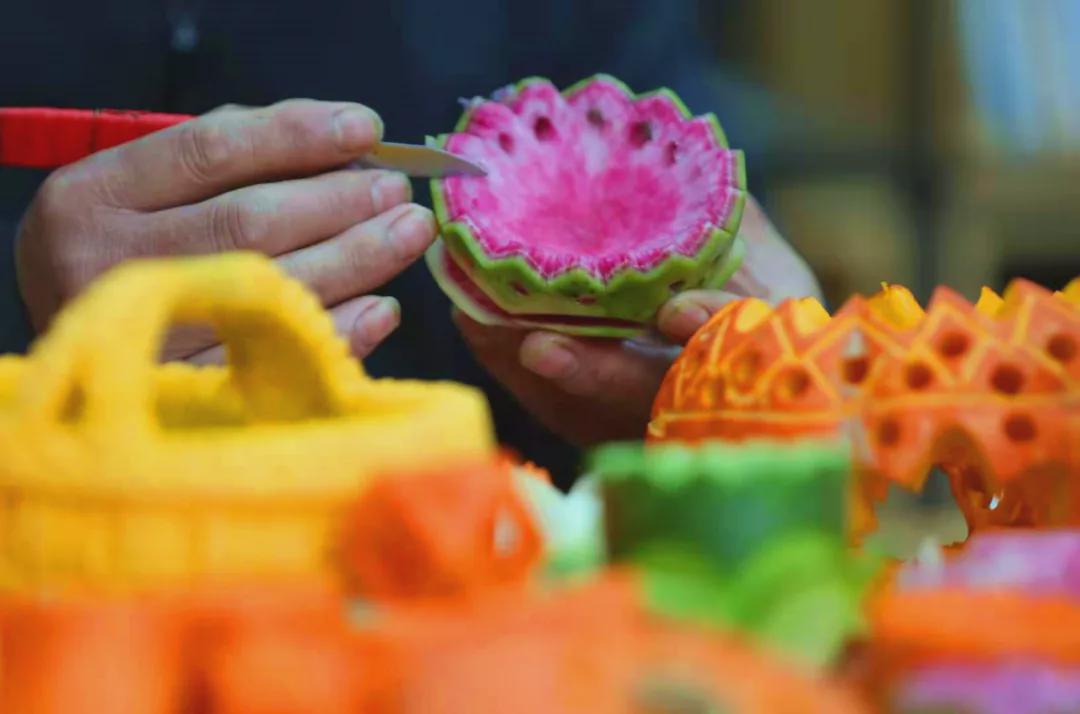 欧洲|当情人节遇到元宵节，竹泉村·红石寨还可以这么玩！