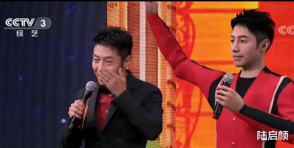 撒贝宁|撒贝宁春晚嘴瓢为何没有被骂，反而收获了口碑和掌声？