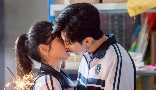 沈月|又一新剧首播将至，主演阵容实力不俗，看清导演代表作：爆款预定