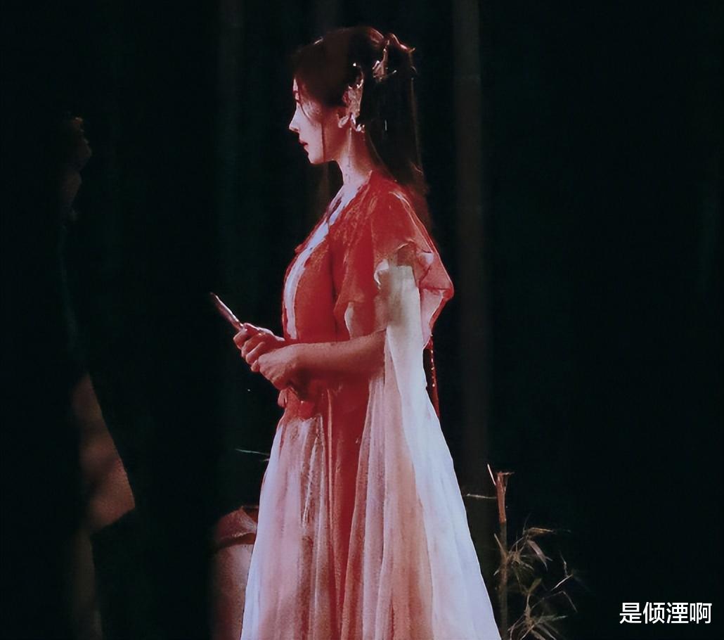 龚俊|杨幂《狐妖小红娘》红衣路透曝光！龚俊白衣也不错，状态令人惊艳
