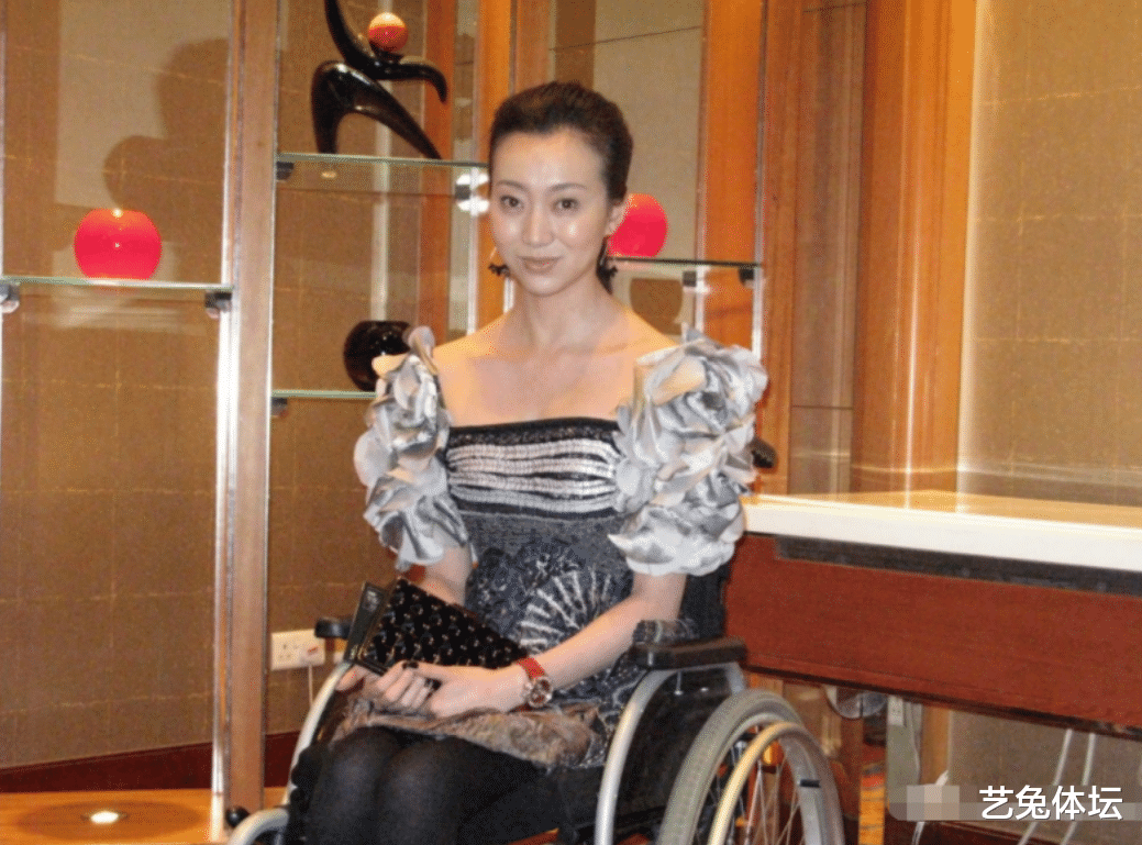刘岩|2008年奥运会的独舞,凌空一跳摔成残疾,让张艺谋内疚一生