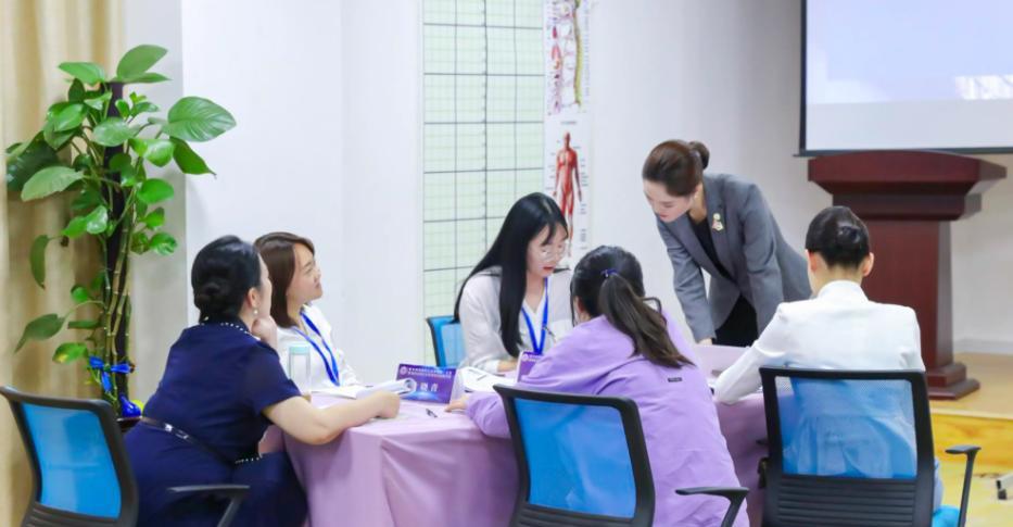 hr|“这么娇贵还打工”，女生入职被要求刷厕所，离职后HR还出言不逊