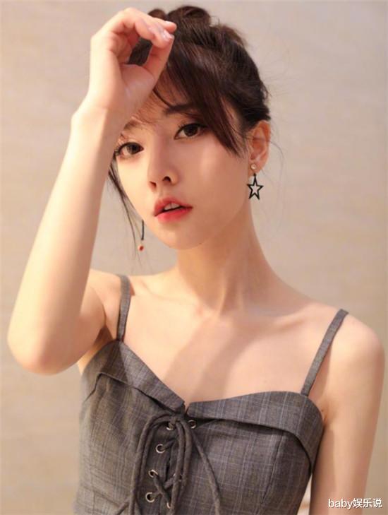 冯提莫|“斗鱼一姐”冯提莫，终究还是被时代抛弃了