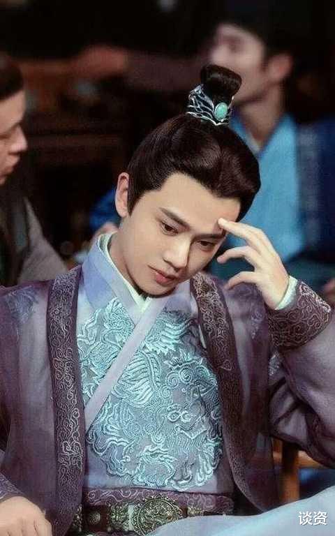 小白菜 是什么拿捏了古偶男主的颜值?