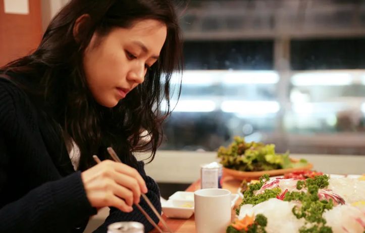 孙艺珍|孙艺珍孕期发美食，深夜分享下厨成果，和粉丝说“对不起”