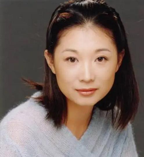 张译|张译与钱琳琳：因一场雨结缘，一碗面定情，婚后丁克15年也很幸福