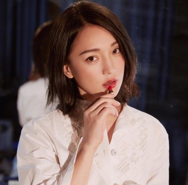 运动 女生这3个习惯，会让嘴唇变丑！尤其第二个，不改掉很影响颜值