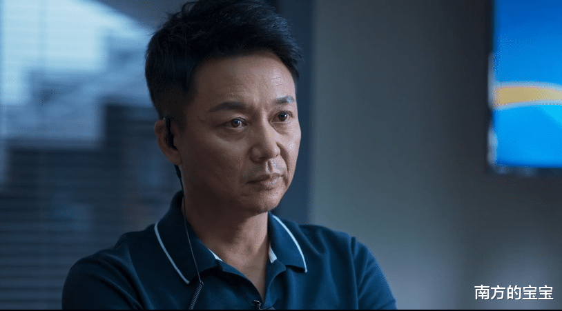 白敬亭|《开端》大结局:白敬亭赵今麦完美拯救公交车,牵手甜蜜磕糖