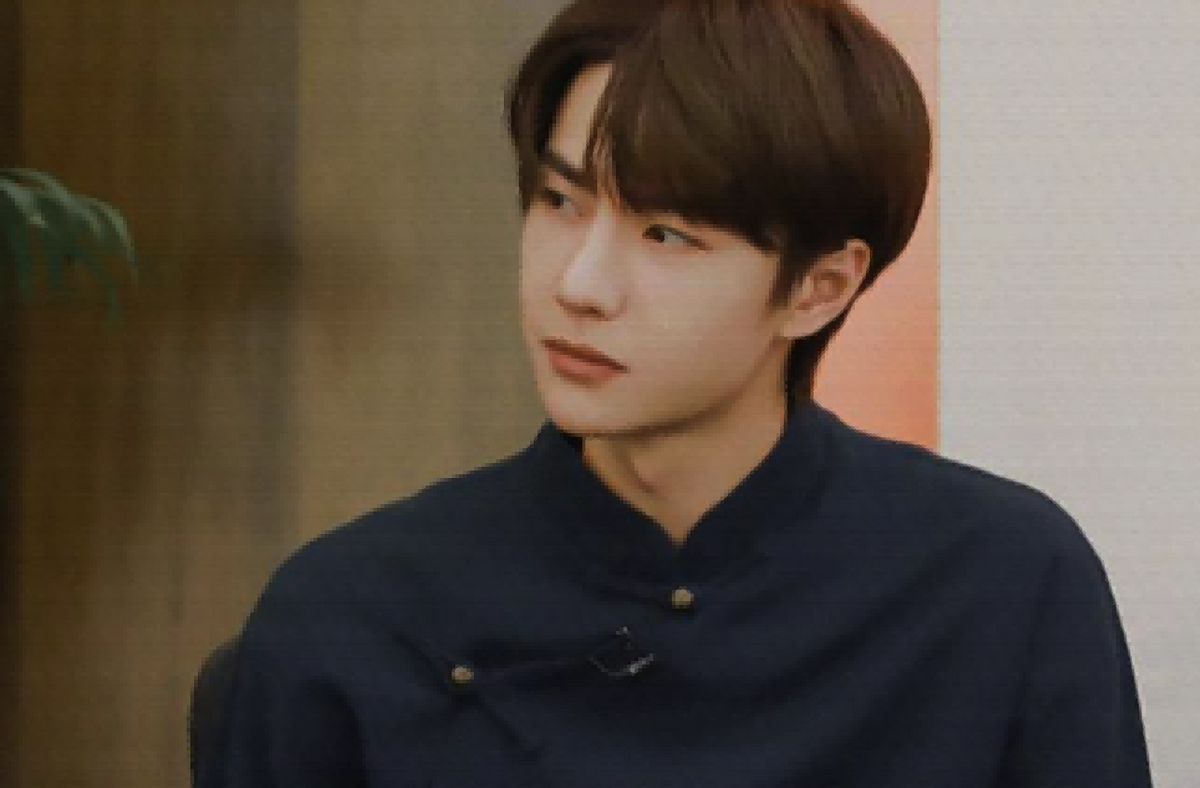 何炅|“气质不行”别穿长衫！这12位民国贵公子，完美诠释什么叫儒雅