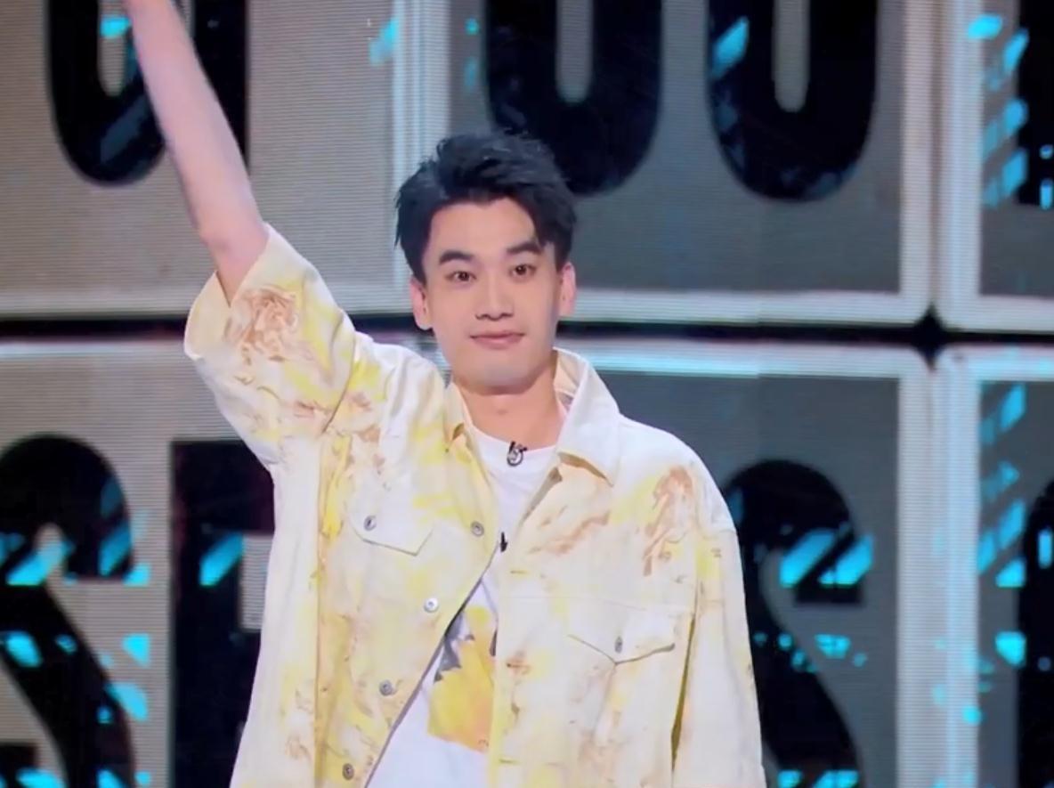 |庞博差9票输邱瑞,无梗无爆点很失望,李诞着急等拍灯一直等不到