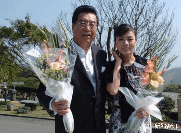 王刚|老来得子的8位男星,年龄差一个比一个大,最大的与孩子相差81岁