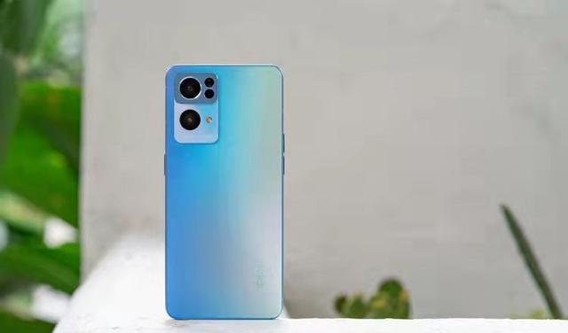 电池|OPPOReno8Pro秀肌肉，4800mAh+5nm，有12+512G版本