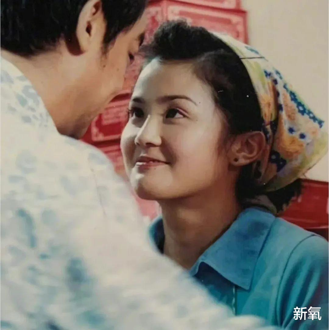 薛凯琪|薛凯琪：活水美人为什么总有着颠扑不破的少女感？