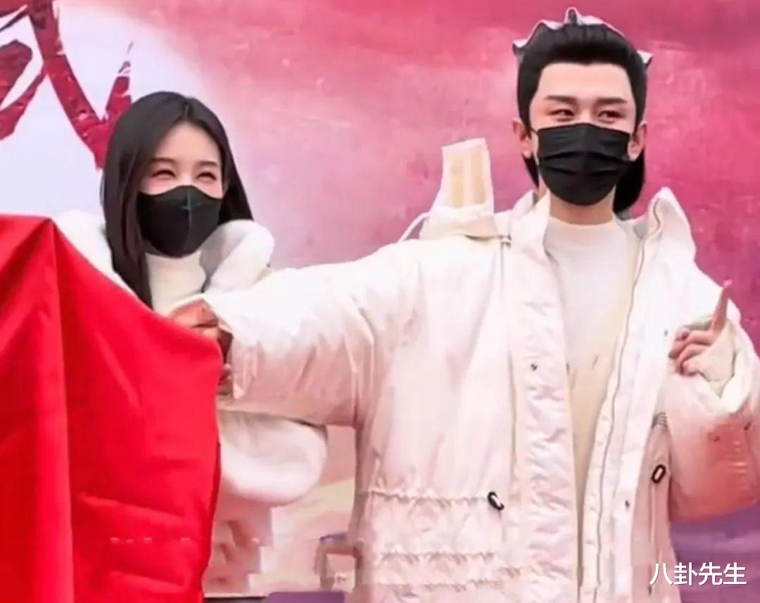 春晚|49位明星参加春晚第三次联排：成龙赵文卓竟缺席，脱口秀阵容大改