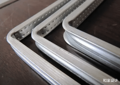 封阳台用什么材料?窗框、玻璃、配件装修前这些知识你一定要知道