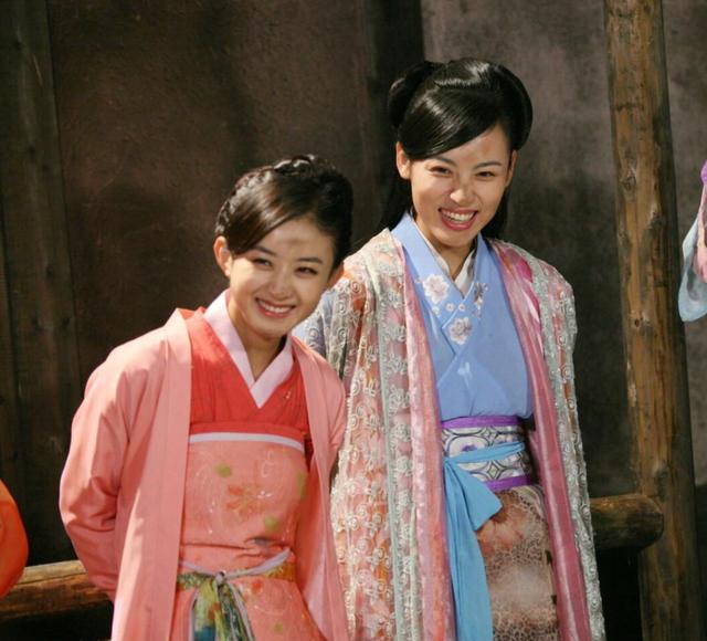 娄艺潇|除了薛之谦檀健次，龚俊戴景耀、乔欣韩东君，原来也都是朋友！