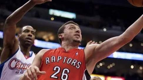 没有赢家！盘点NBA最失败的十大球星交易：一次转会就跌入谷底！