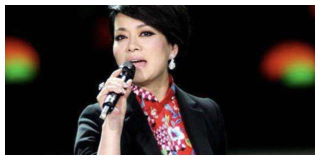 毛阿敏|毛阿敏:39岁嫁解直锟,婚后连生2胎,老公离世留下260亿无法接管