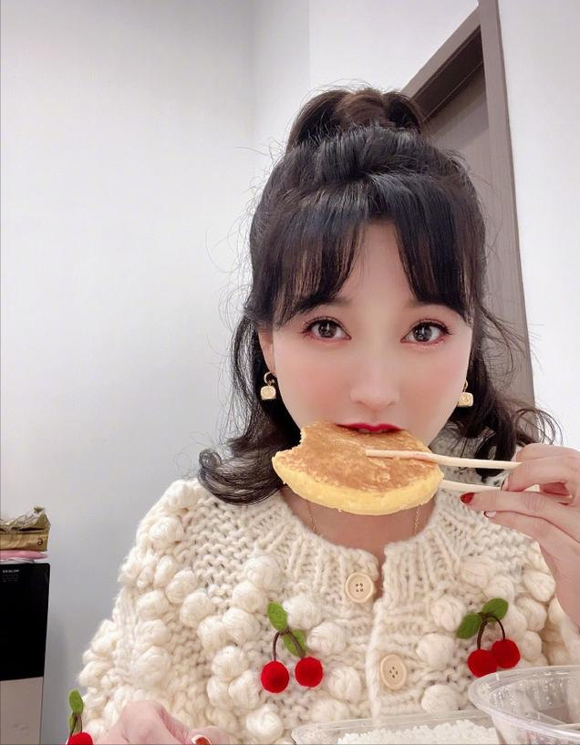 胡耘豪|众星百态：被罚722万、餐厅被查、出轨被捶、满屋古董、感染肺炎