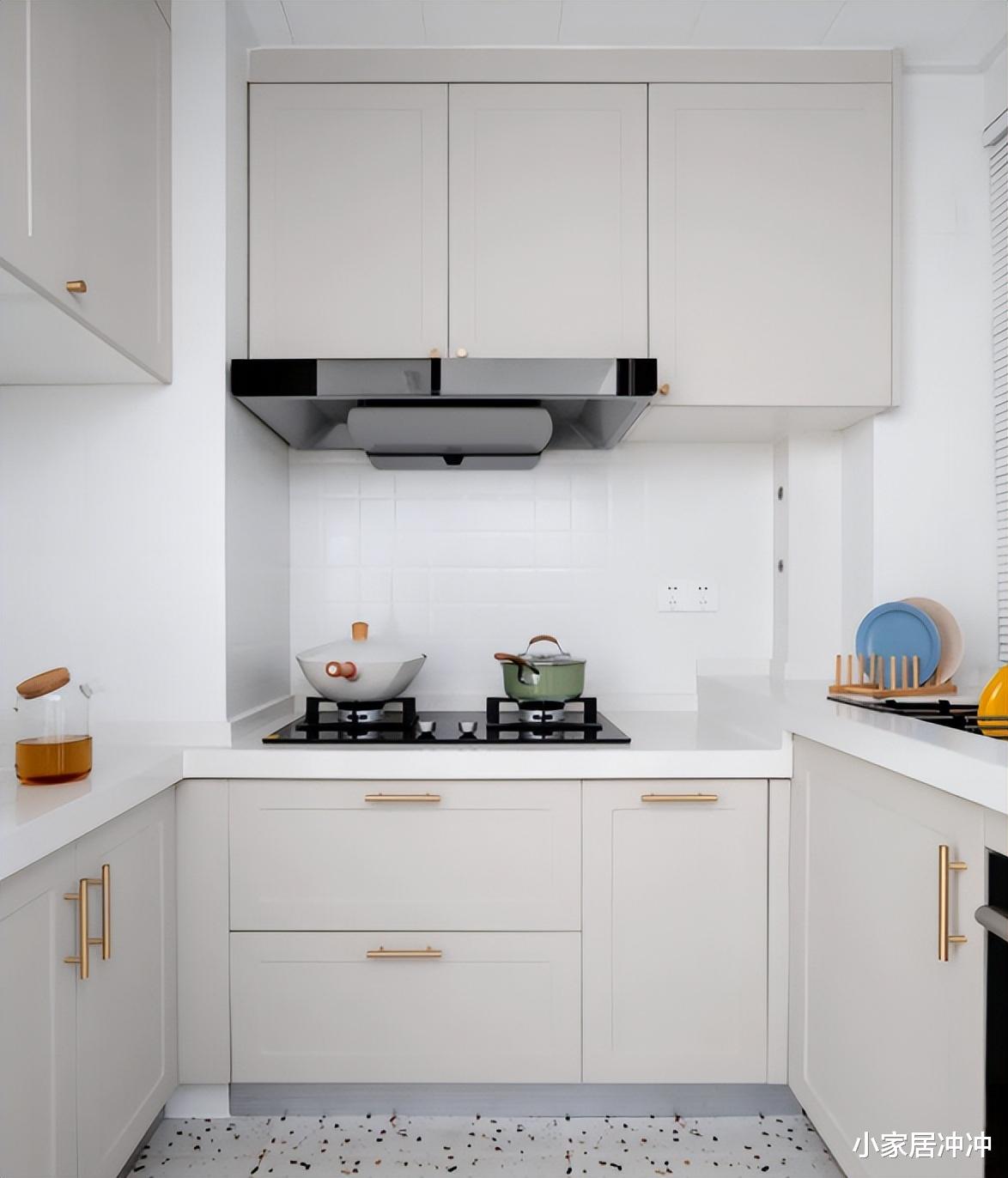 看了她家厨房,我承认输了,这6处“神设计”太实用了,值得借鉴
