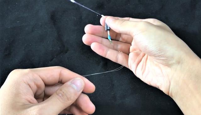 |钓鱼鱼不吃饵只蹭线撞浮漂该怎么办?野钓如何选择子线的长短?