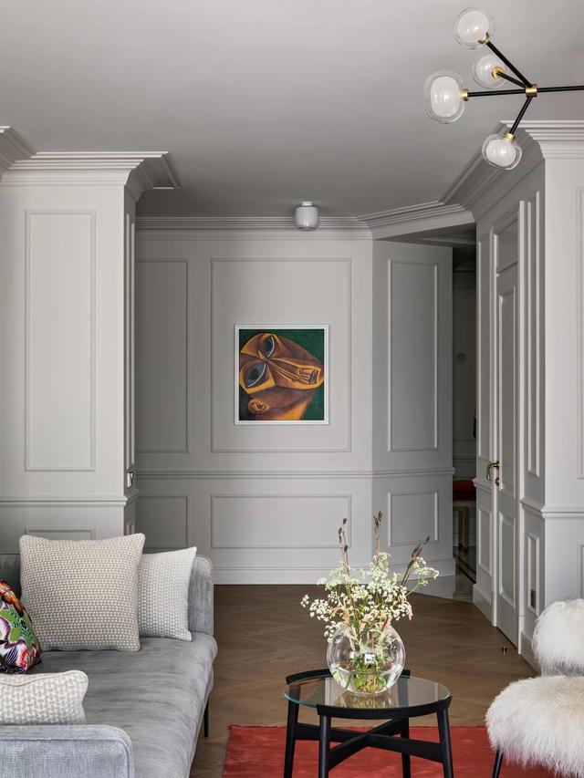 28岁女建筑师,独住127平大房子,一个人的家庭画廊,看着好享受