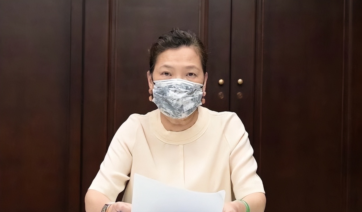 知乎|被人卖了还帮忙数钱，绿媒炒作拜登参观台积电工厂，岛内发出警讯